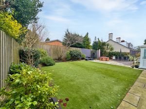 Photo 33- click for photo gallery